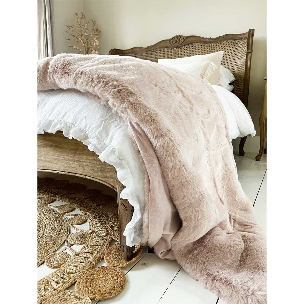 French-Bedroom-Rose-Piglet-Faux-Fur-Throw-Lifestyle