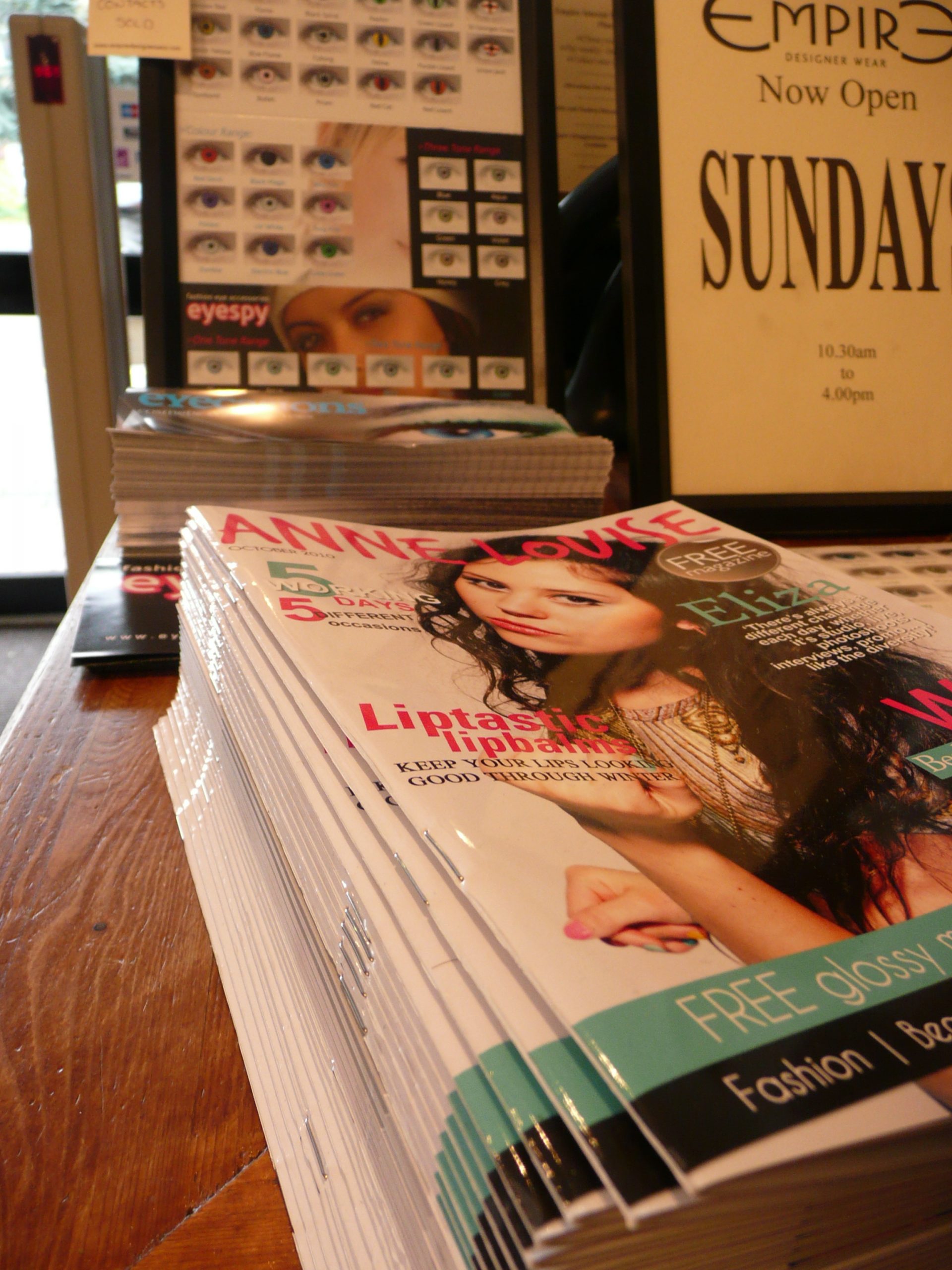 Magazine in Empire Designwear